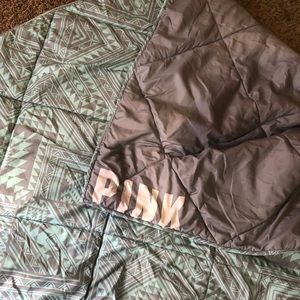 Victoria secret pink rare Aztec comforter!!